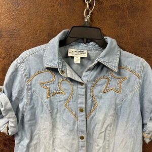 Back In The Saddle Embroidered Snap Down Collared Snap Tab Sleeve Medium Dress